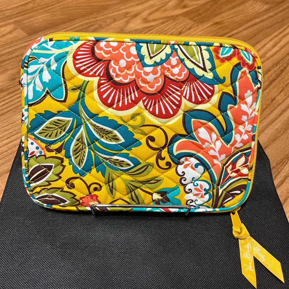 Vera Bradley Paisley Quilted I Pad Mini Pouch